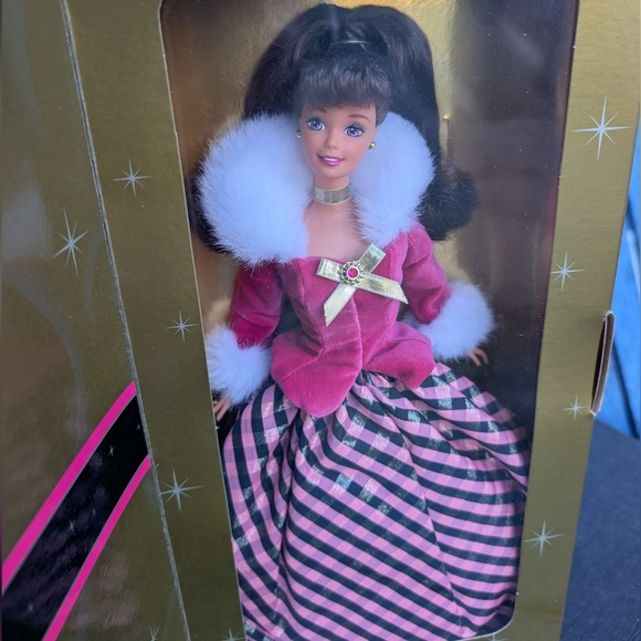 1996 Winter Rhapsody Barbie - Picture 2 of 5